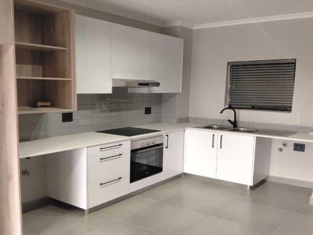 2 Bedroom flat to rent in Durbanville Central