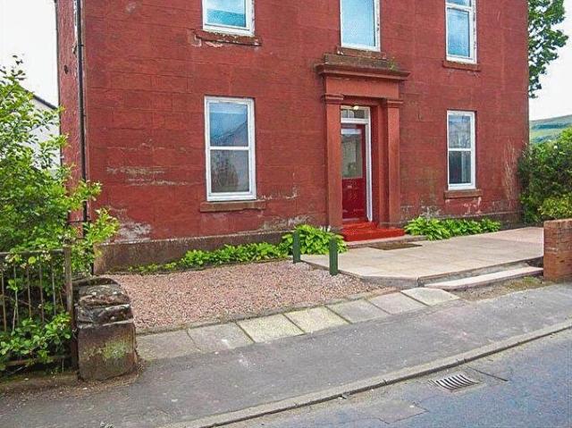 2 Bedroom Flat To Rent In Dalvait Road, Balloch, G83