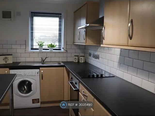 2 Bedroom Flat To Rent In Denmilne Street, Glasgow, G34
