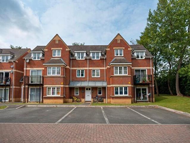 2 Bedroom Flat To Rent In Drovers Court, Troy Close, Headington, Oxford, Oxfordshire, OX3