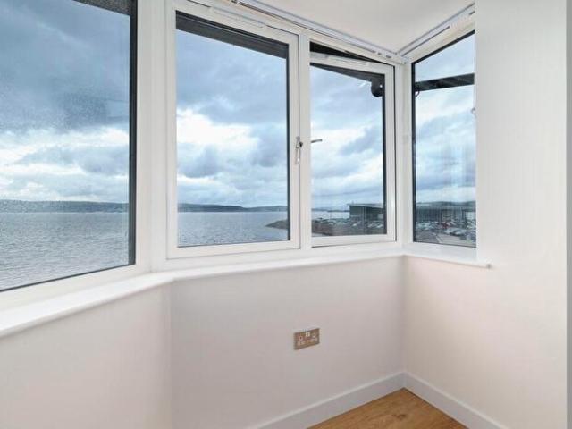 2 Bedroom Flat To Rent In East Clyde Street, Helensburgh, G84