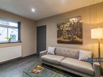 2 Bedroom Flat To Rent In Ebury Road, Nottingham, NG5