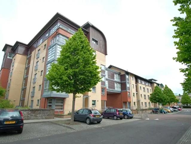 2 Bedroom Flat To Rent In Errol Gardens, Flat, Gorbals, Glasgow, G5