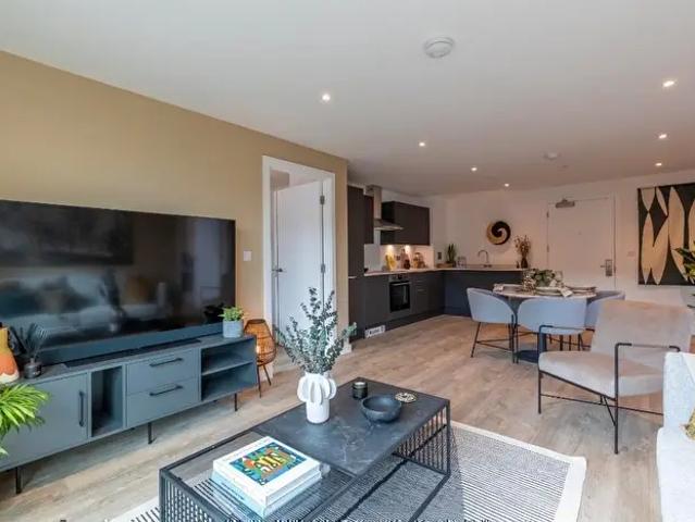 2 Bedroom Flat To Rent In Flat, Allcock Street, Birmingham, B9