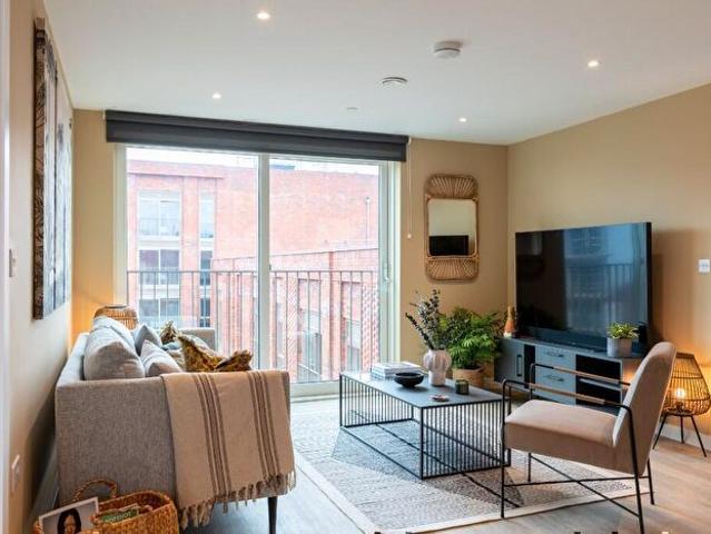2 Bedroom Flat To Rent In Flat, Allcock Street, Birmingham, B9