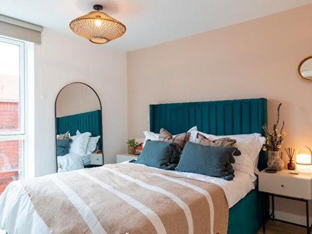 2 Bedroom Flat To Rent In Flat, Hairpin House, Bradford Street, Birmingham, B12