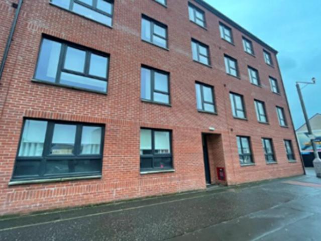 2 Bedroom Flat To Rent In Flat /, Main Street, G69