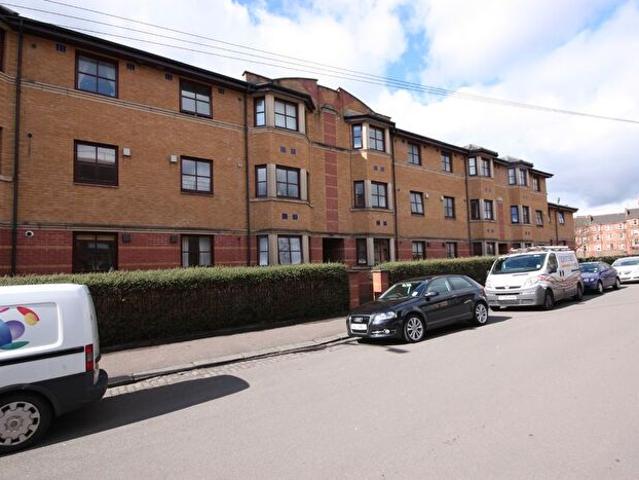 2 Bedroom Flat To Rent In Flat / Malloch Street, Glasgow, G20