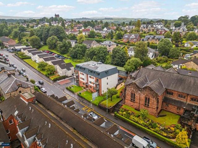 2 Bedroom Flat To Rent In Flat / Millside Moors Strathblane Road Milngavie D, G62