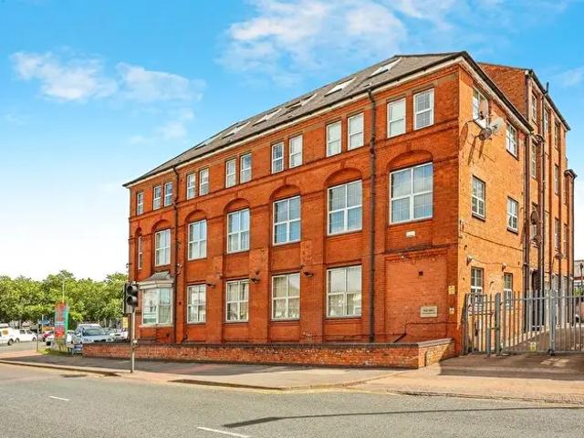 2 Bedroom Flat To Rent In Fosse Road North, Leicester, LE3