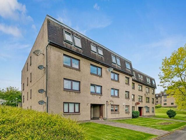2 Bedroom Flat To Rent In Fortingall Avenue, Flat, North Kelvinside, Glasgow, G12