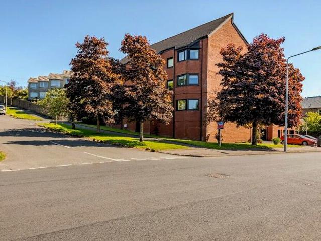 2 Bedroom Flat To Rent In Fruin Court, East King Street, Helensburgh, Dunbartonshire, G84