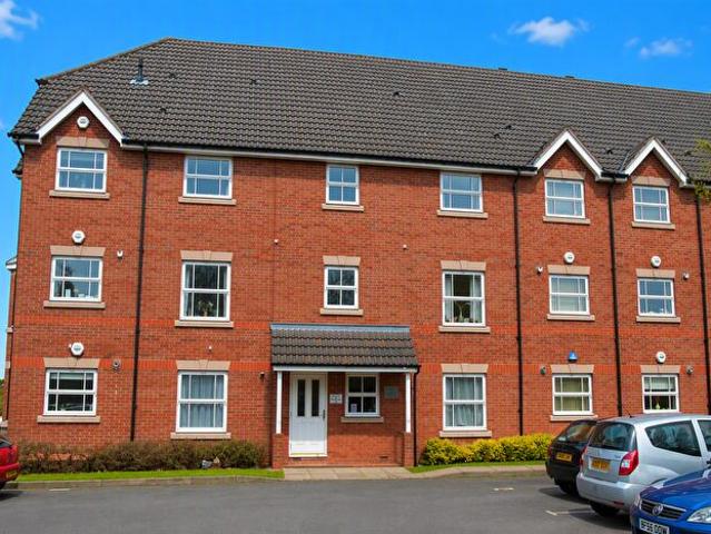 2 Bedroom Flat To Rent In Gunner Grove, Sutton Coldfield, B75