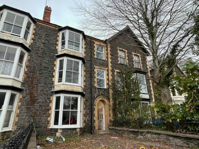 2 Bedroom Flat To Rent In Gelligaer, Caradoc Road, SY23