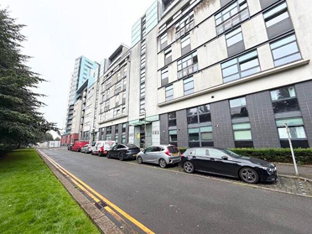 2 Bedroom Flat To Rent In Glasgow Harbour Terraces, Glasgow, G11