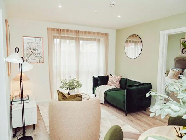 2 Bedroom Flat To Rent In Goodwin Close, Derby, DE1