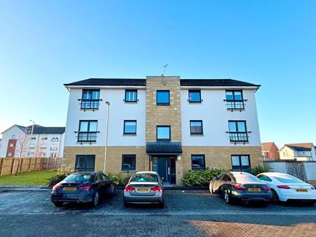 2 Bedroom Flat To Rent In Hawk Avenue, Glasgow, G77