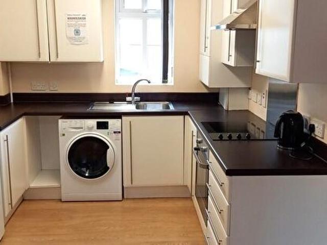 2 Bedroom Flat To Rent In Hawkins Road Unit, CV5