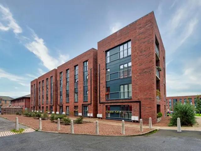 2 Bedroom Flat To Rent In Hathaway Street, Glasgow, Glasgow City, G20