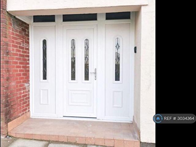 2 Bedroom Flat To Rent In Heol Brynhyfryd, Pontypridd, CF38