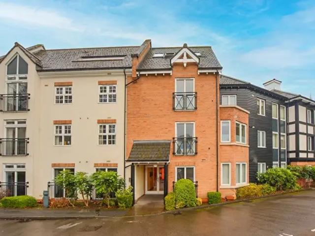 2 Bedroom Flat To Rent In Hermitage Court, Honeywell Close, Oadby, Leicester, LE2