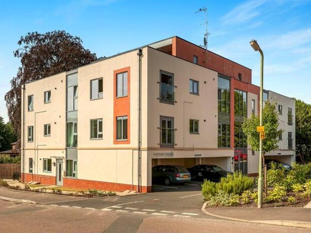 2 Bedroom Flat To Rent In Hightown Gardens, Banbury, OX16