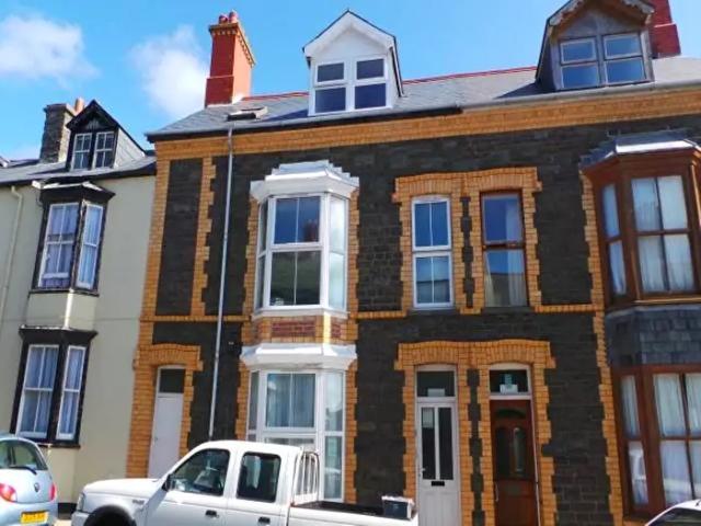 2 Bedroom Flat To Rent In High Street, Aberystwyth, SY23