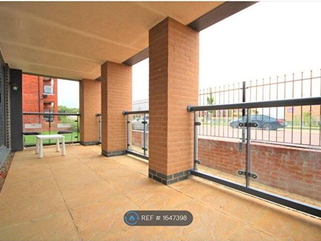 2 Bedroom Flat To Rent In Highland House, Whitehouse, Milton Keynes, MK8