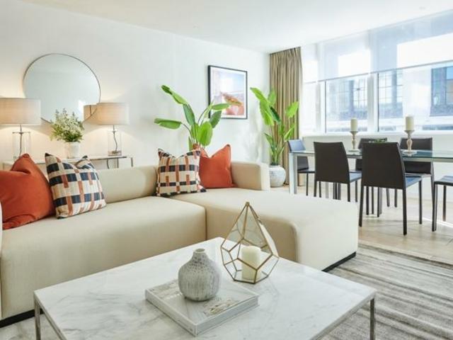 2 bedroom Flat to rent in Imperial House, 11 13, Young Street, London, Kensington, W8