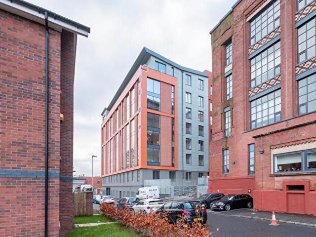 2 Bedroom Flat To Rent In Inverlair Avenue, Cathcart, Glasgow, G43