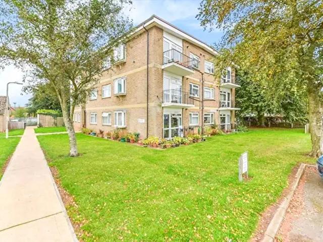 2 Bedroom Flat To Rent In Johnson Road, Uppingham, Oakham, LE15