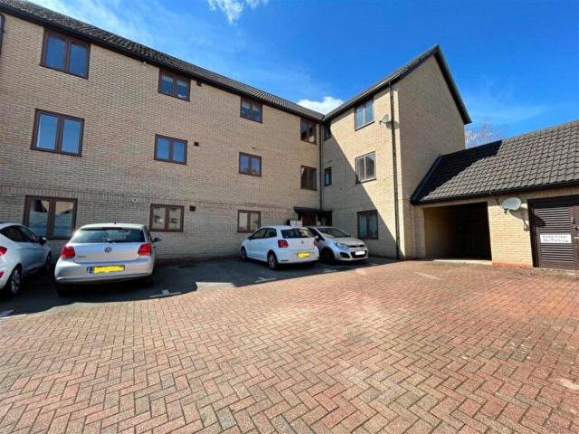 2 Bedroom Flat To Rent In Kelling Way, Broughton, Milton Keynes, MK10