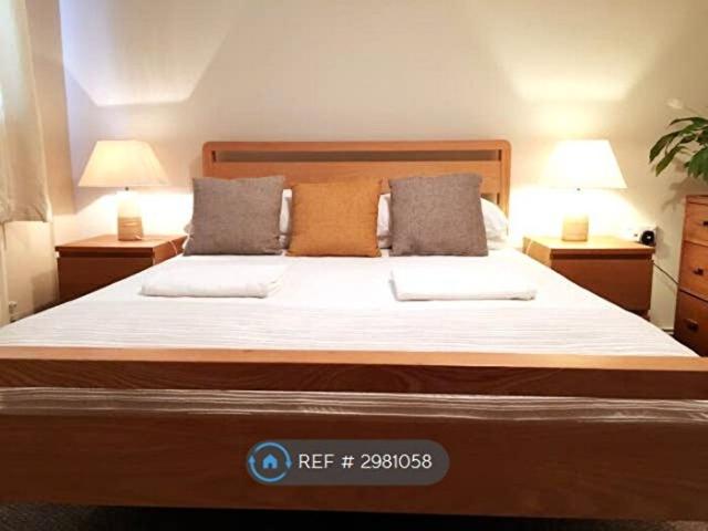 2 Bedroom Flat To Rent In Kenilworth Place, Swansea, SA3
