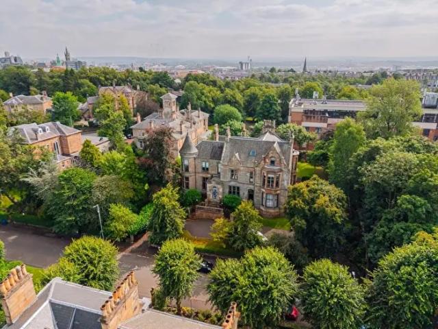 2 Bedroom Flat To Rent In Kensington Road, Dowanhill, West End, Glasgow, G12
