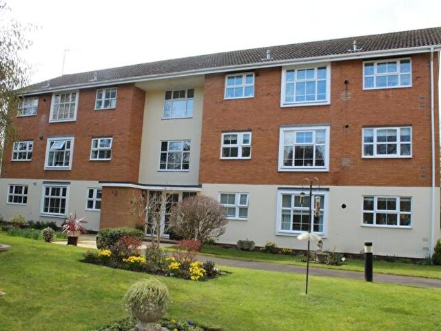 2 Bedroom Flat To Rent In Landor Road, Knowle, Solihull, West Midlands, B93
