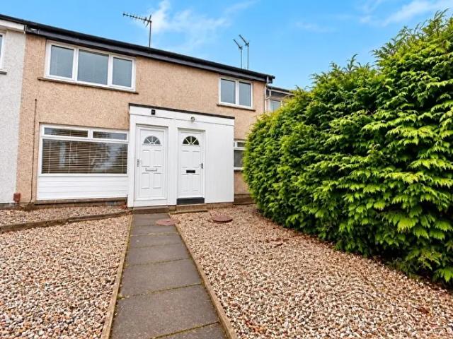 2 Bedroom Flat To Rent In Lawers Crescent, Polmont, FK2