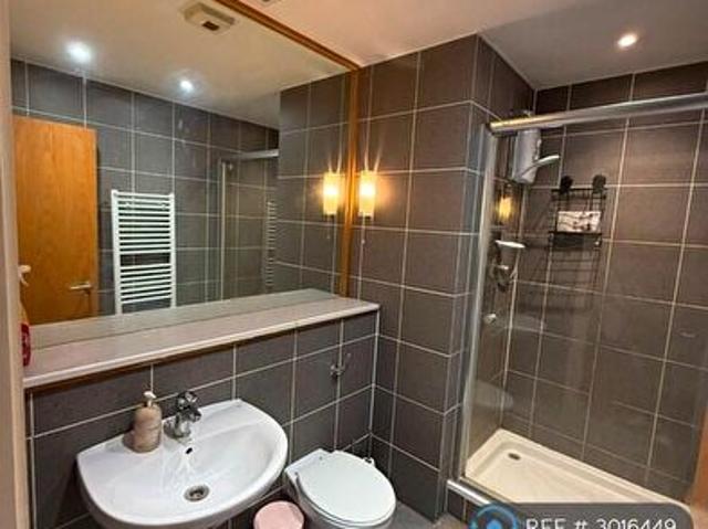2 Bedroom Flat To Rent In Lee Circle, Leicester, LE1
