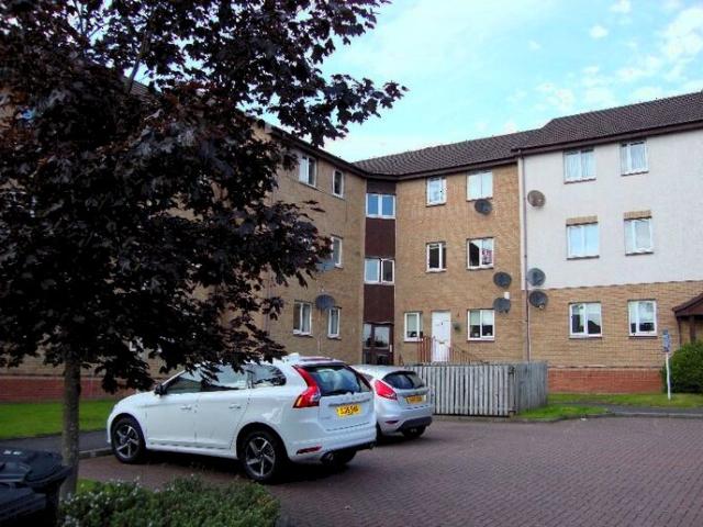 2 Bedroom Flat To Rent In Lees Court, Coatbridge, ML5