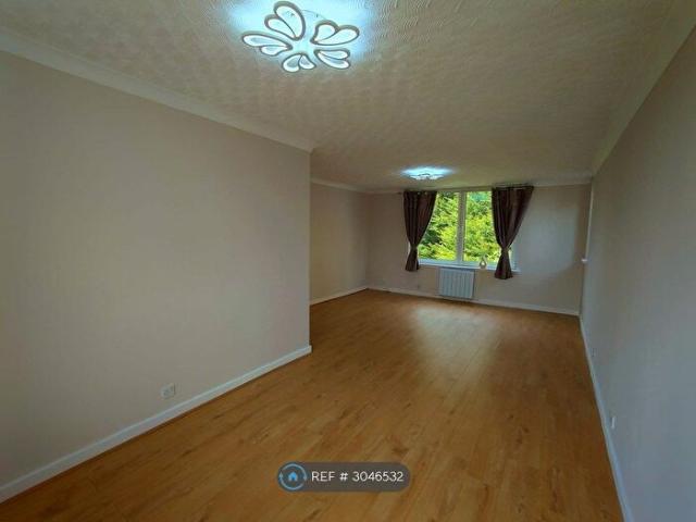 2 Bedroom Flat To Rent In Lennox Court, Bearsden Glasgow, G61