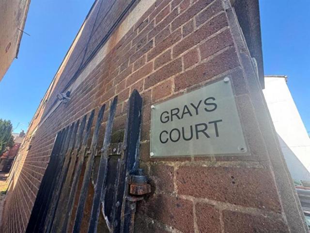 2 Bedroom Flat To Rent In Little Church Street, Rugby, CV21