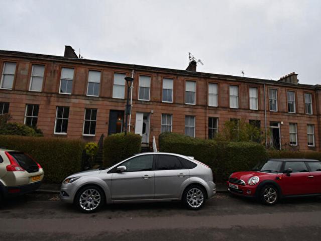 2 Bedroom Flat To Rent In Queen Square, Strathbungo, G41