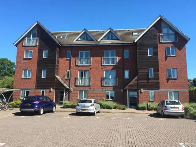 2 Bedroom Flat To Rent In Rugby, CV21