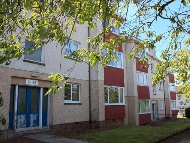 2 Bedroom Flat To Rent In Rannoch Green, East Kilbride, G74