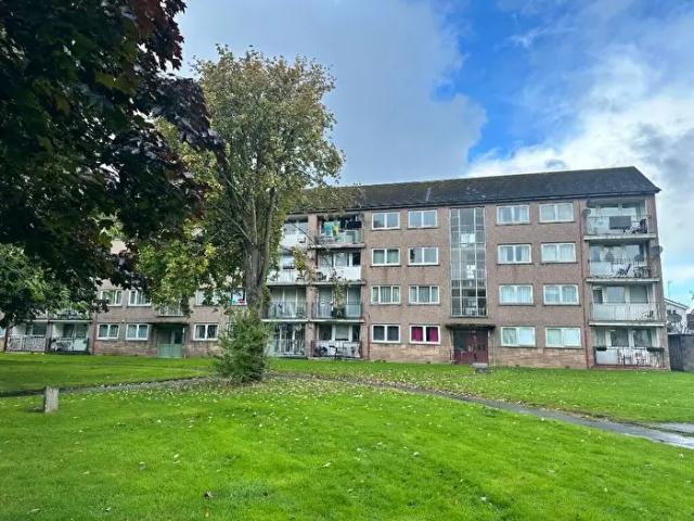 2 Bedroom Flat To Rent In Rannoch Drive, Renfrew, PA4