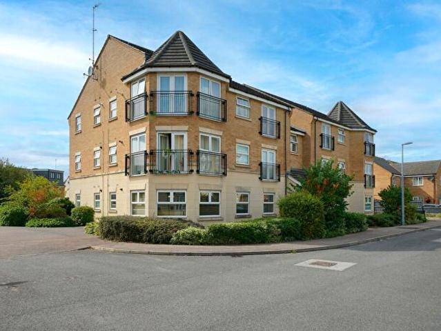 2 Bedroom Flat To Rent In Reeve Close, Leighton Buzzard, LU7