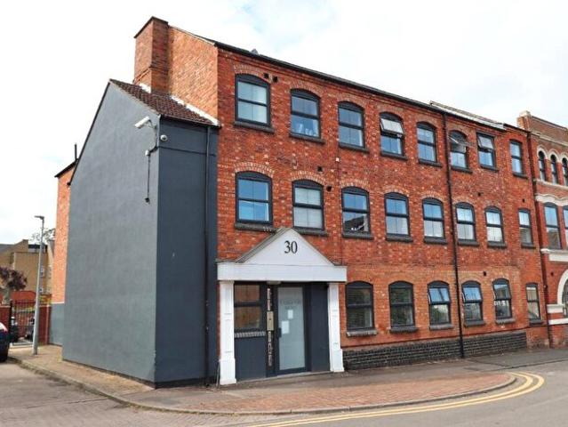 2 Bedroom Flat To Rent In Stockley Street, Northampton, NN1