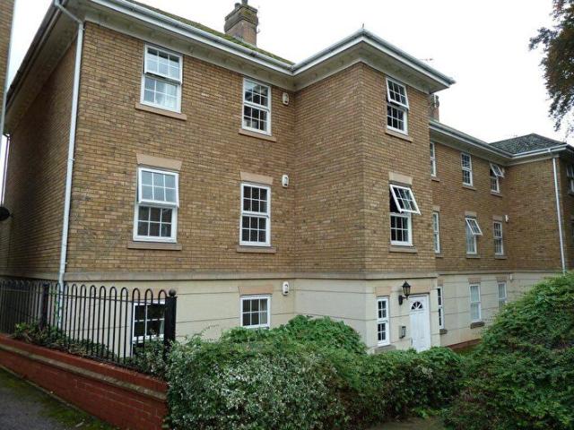 2 Bedroom Flat To Rent In Scholars Court, Derngate, Northampton, NN1