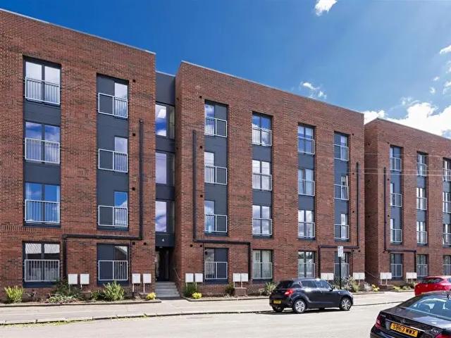 2 Bedroom Flat To Rent In Shanks Street, Glasgow, G20