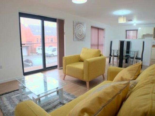 2 Bedroom Flat To Rent In Sir Harry Secombe Court, Swansea, SA1