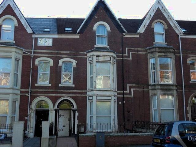2 Bedroom Flat To Rent In Sketty Road, Uplands, Swansea SA2